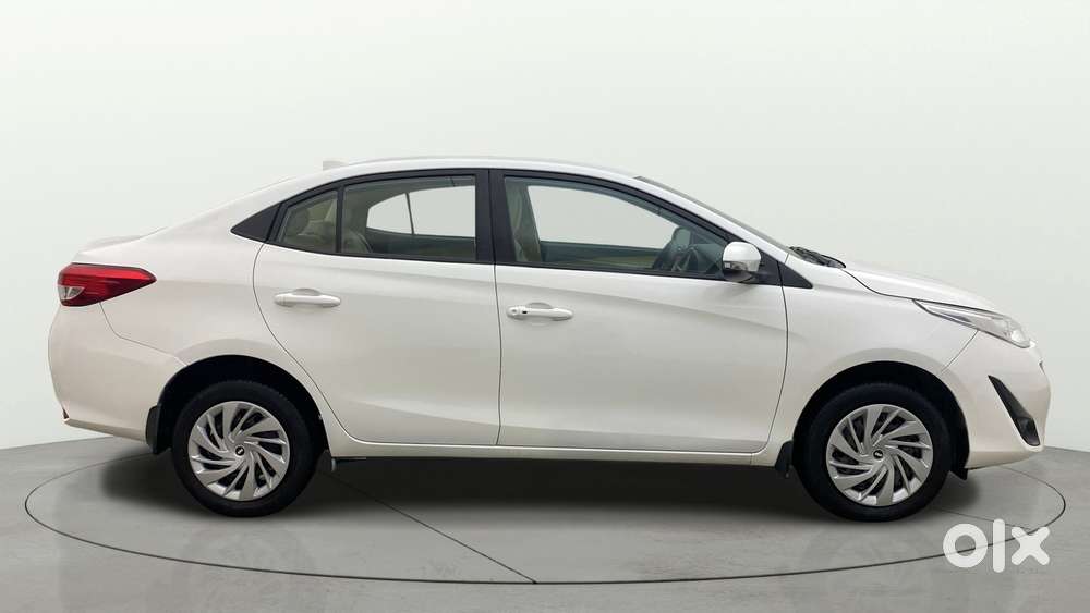 Toyota Yaris G Cvt, 2018, Petrol