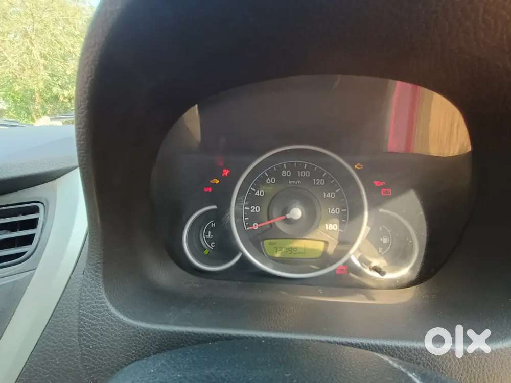 Hyundai Eon Magna Plus