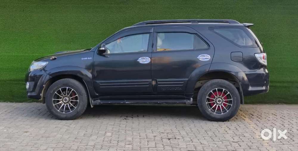 Toyota Fortuner, 2011, Diesel