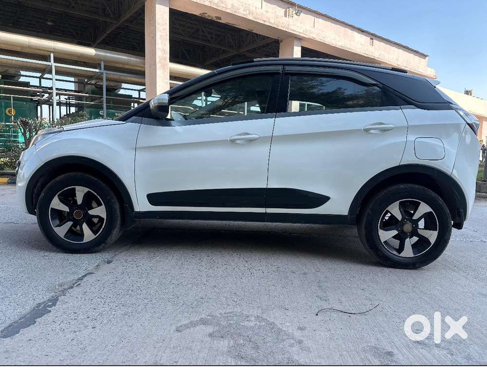Tata Nexon Hybrid 2018
