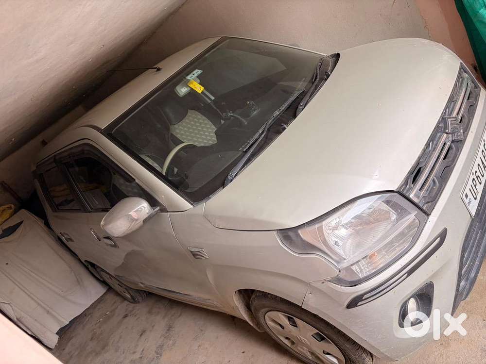 Maruti Suzuki 2020 Model Silver Colour. Driven Only 37900 Km.