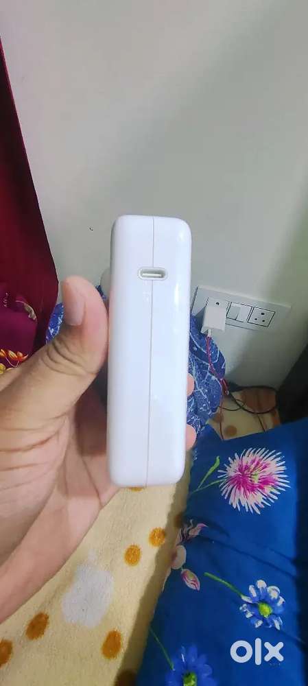Apple 140w adapter