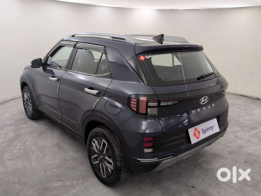 Hyundai Venue 1.0 S (o) Turbo Dct, 2024, Petrol
