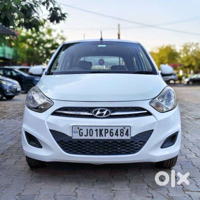Hyundai I10 Sportz At, 2012, Petrol