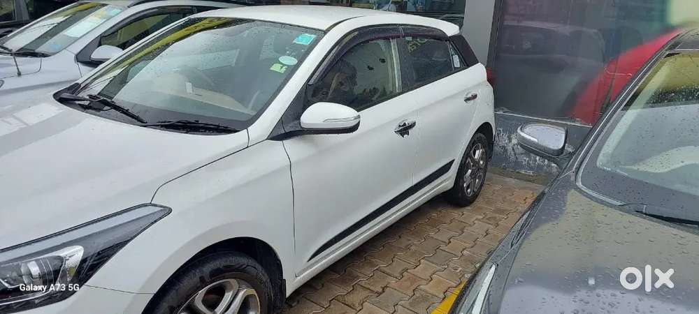 Hyundai Elite I20 2020 Petrol 35000 Km Driven