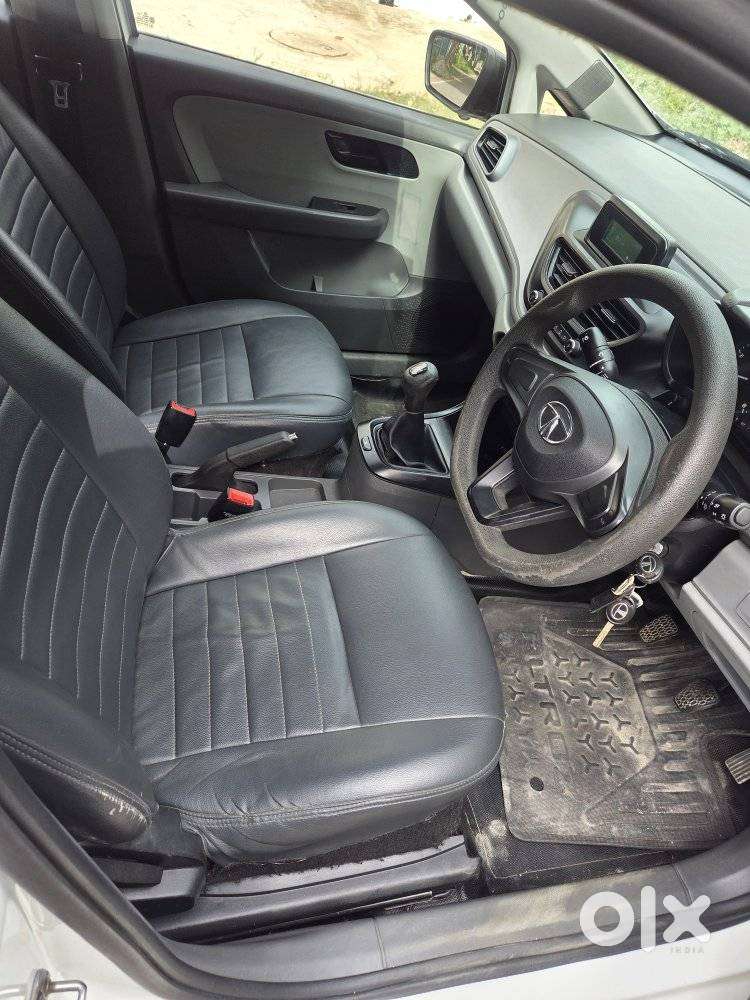 Tata Altroz 1.2 Xm, 2021, Petrol