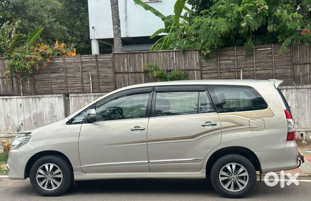Toyota Innova 2.5 Z Diesel 7 Seater, 2015, Diesel