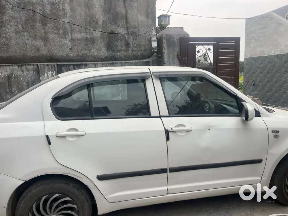 Maruti Suzuki Swift Dzire 2012