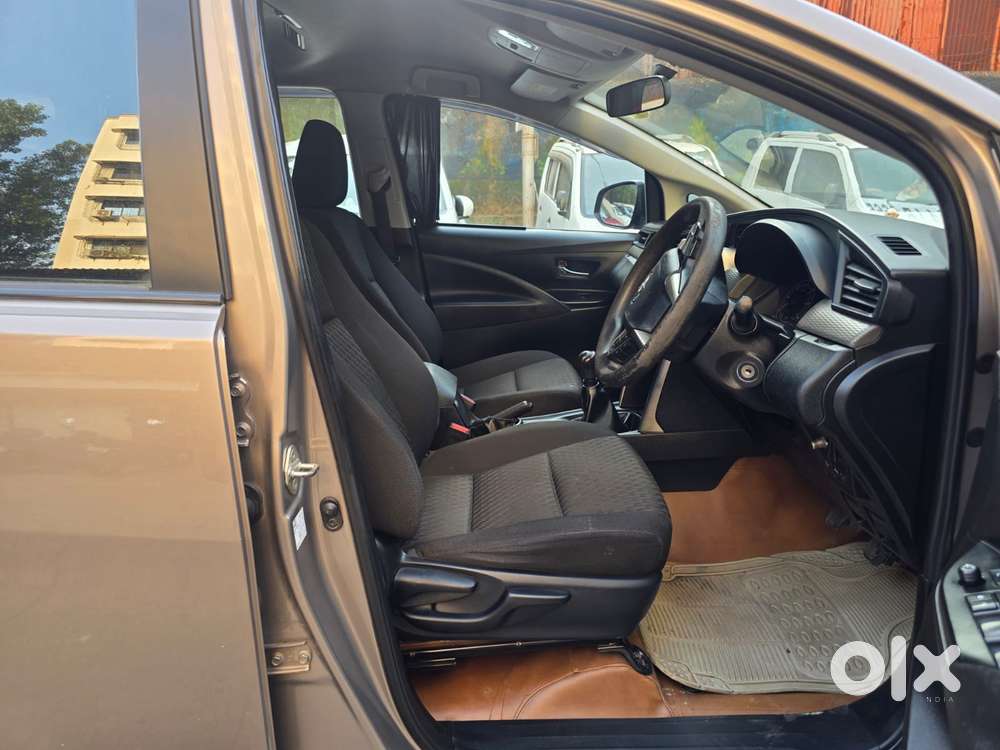Toyota Innova Crysta 2.4 G Mt 8s, 2022, Diesel