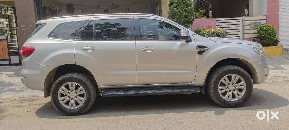 Ford Endeavour 2.2 Titanium At 4x2, 2016, Diesel