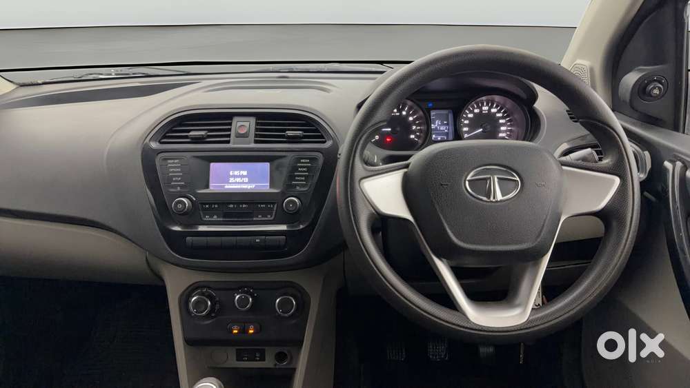 Tata Tiago 1.2 Revotron Xt, 2017, Petrol