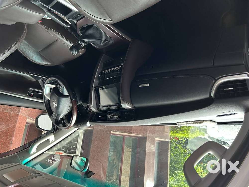 Toyota Fortuner Petrol 2017  Single Owner  Low Km