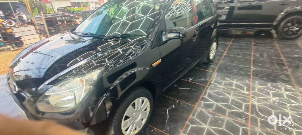 Ford Figo 1.2p Titanium Mt, 2015