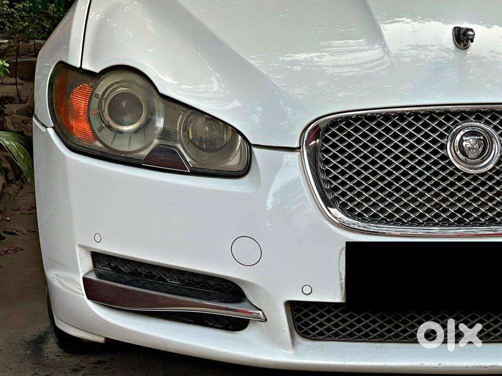 Jaguar Xf Petrol R V8, 2011, Petrol
