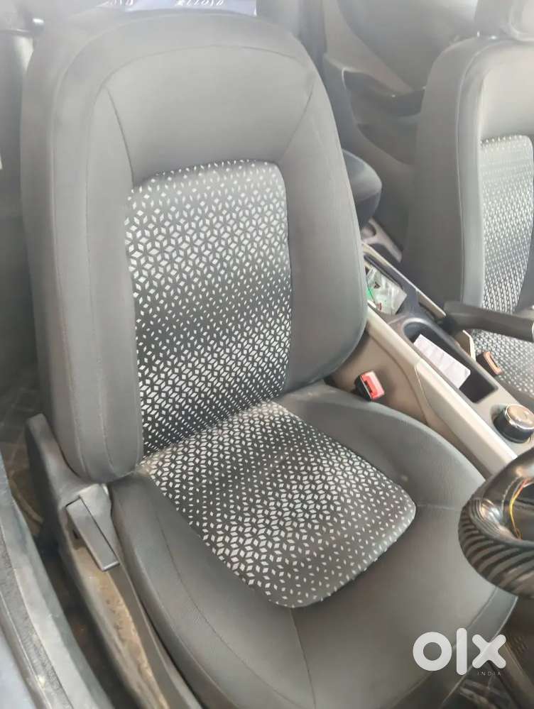 Good Running Tata Nexon Xm, Steering Mount Music Control, Chilled Ac