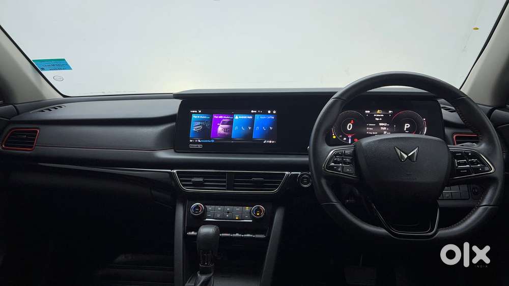 Mahindra Xuv700 2.0 Ax 7 Petrol At Luxury Pack Str, 2024, Petrol
