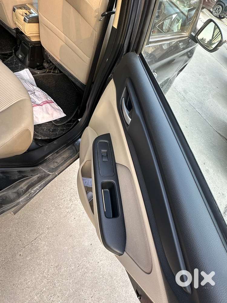 2022 Honda Amaze Vx Cvt Automatic &ndash; Only 25,200 Km