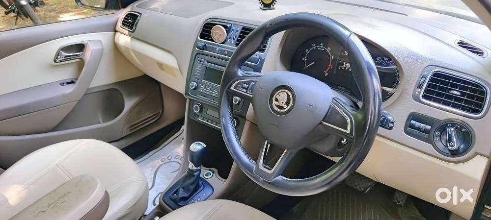 Skoda Rapid 2013-2016 1.6 Mpi At Elegance Black Package, 2015, Petro..