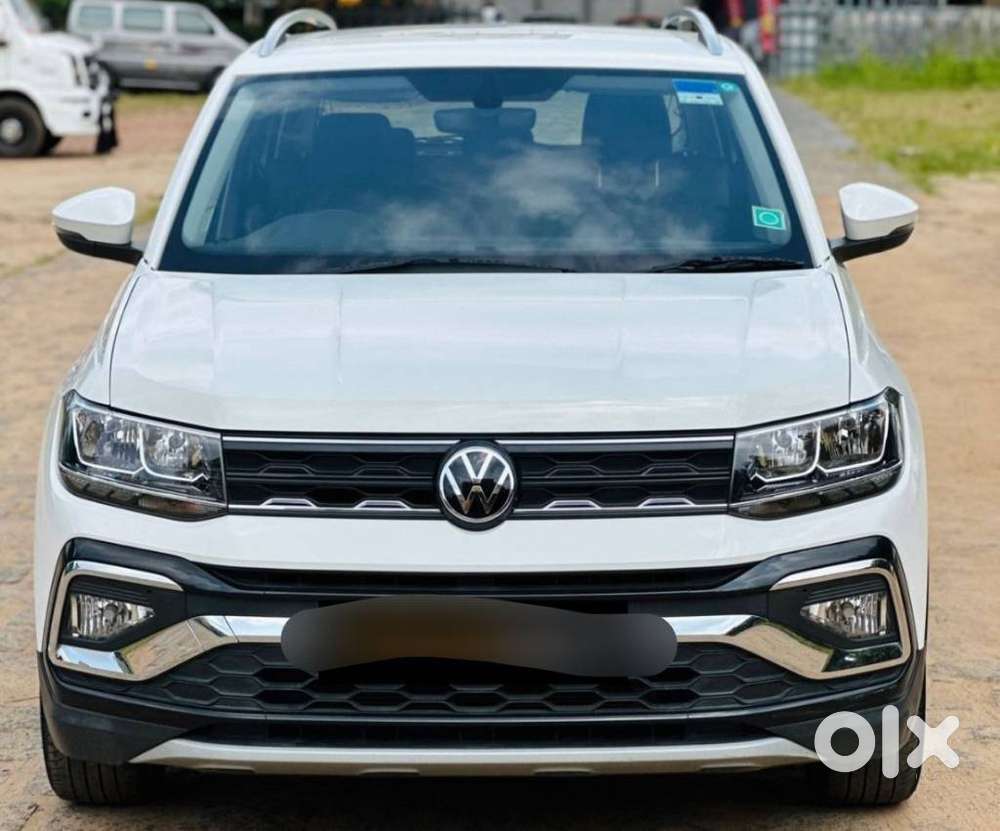 Volkswagen Taigun 1.0 Tsi Highline At, 2023, Petrol