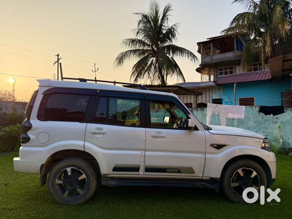 Mahindra Scorpio 2023 Diesel Manual Classic 44000 Km