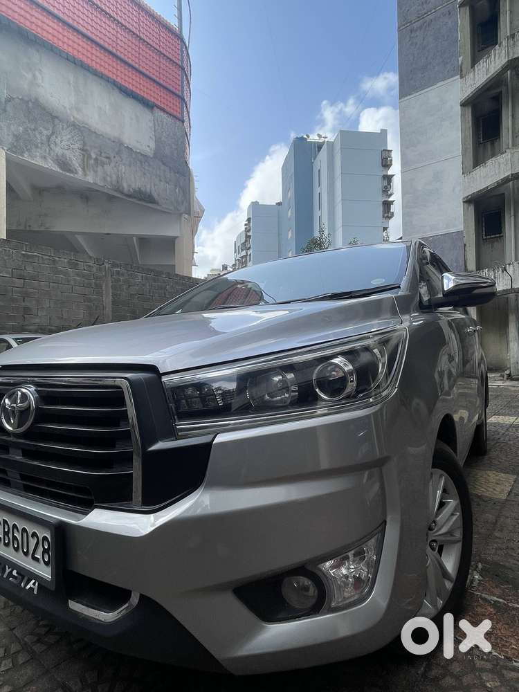 Toyota Innova Crysta 2.8z Automatic, 2016, Diesel