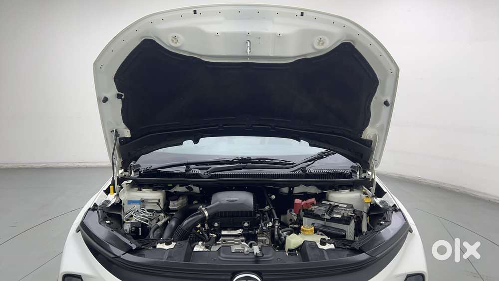Tata Nexon Creative Plus 1.2 Revotron Petrol 7dca Dt, 2025, Petrol