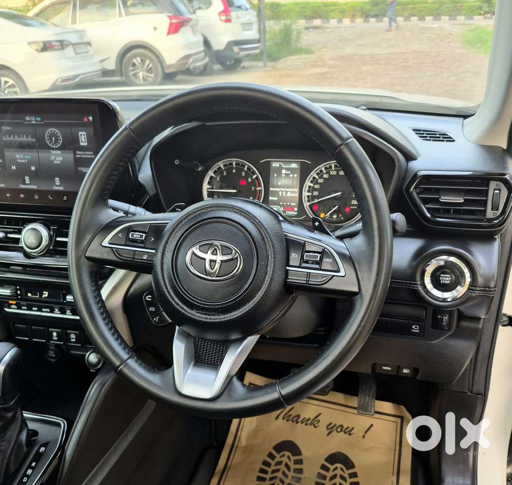 Toyota Urban Cruiser Hyryder 1.5 V Neo Drive At, 2024, Petrol