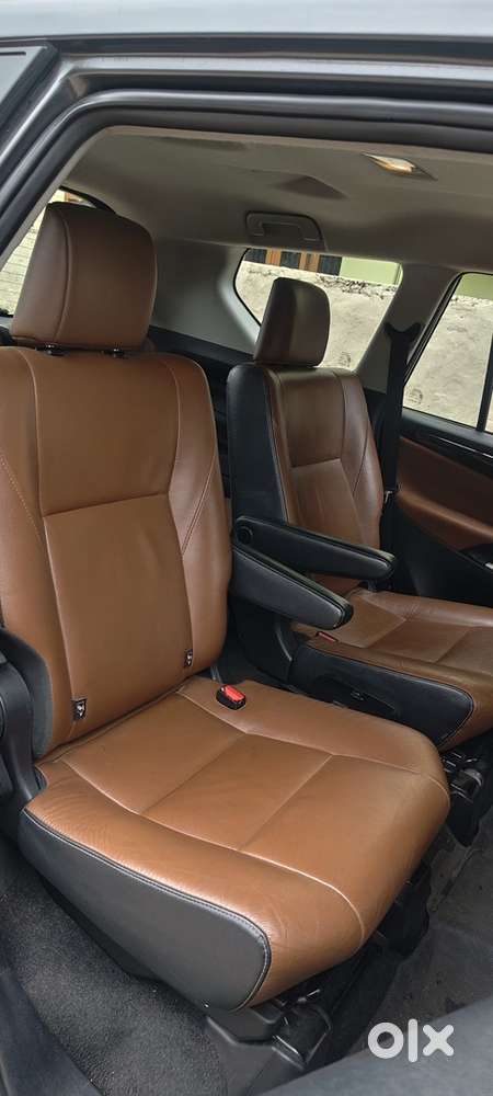 Toyota Innova Crysta 2018
