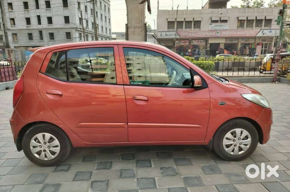Hyundai I10 Sportz At, 2011, Petrol