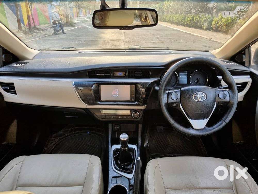 Toyota Corolla Altis 2010-2013 G, 2014, Petrol