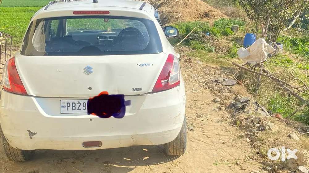 Maruti Suzuki Swift 2013 Diesel 82000 Km Driven