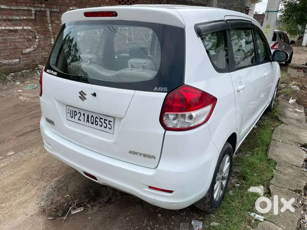 Maruti Suzuki Ertiga 2012 Diesel 96000 Km Driven