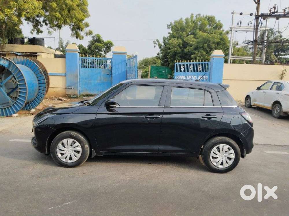 Maruti Suzuki Swift Vxi Ags, 2025, Petrol