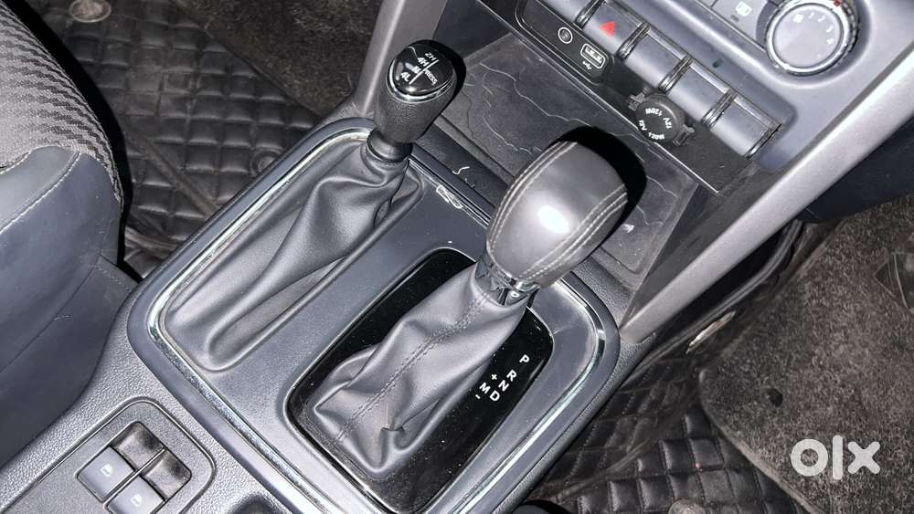 Mahindra Thar Lx Hard Top Petrol At Rwd, 2022, Petrol