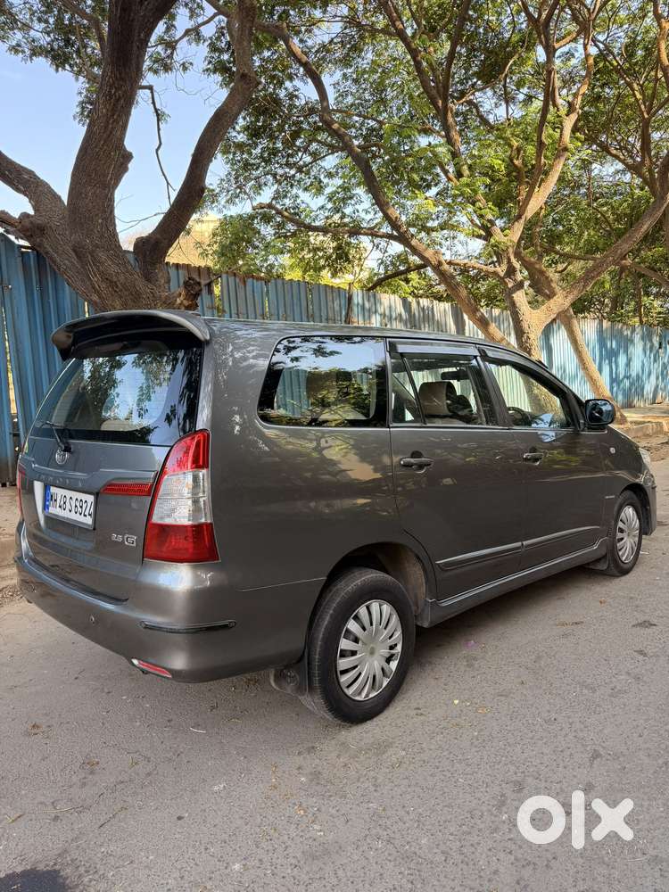 Toyota Innova 2.5 G (diesel) 7 Seater Bs Iv, 2014, Diesel
