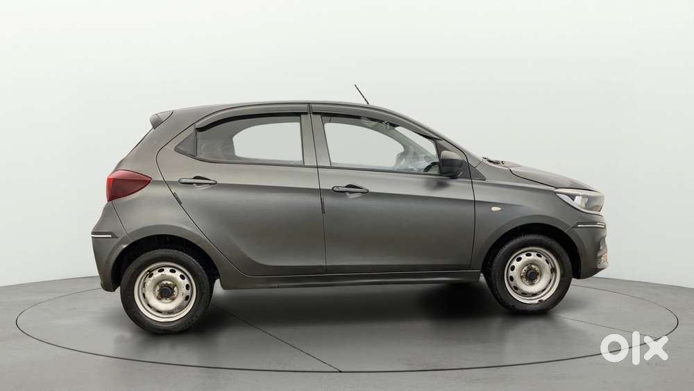 Tata Tiago 1.2 Revotron Xm, 2022, Cng & Hybrids