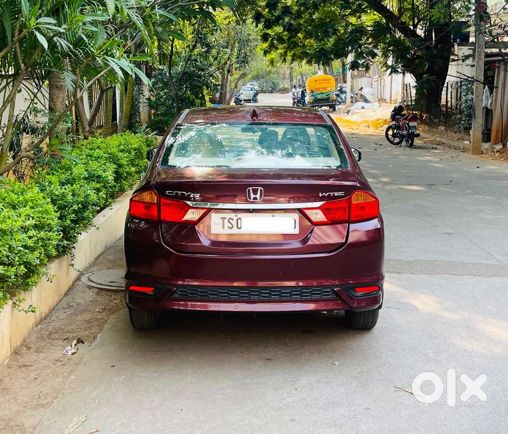 Honda City I-vtec V, 2018, Petrol