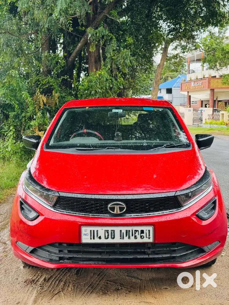 Tata Altroz Petrol 2020