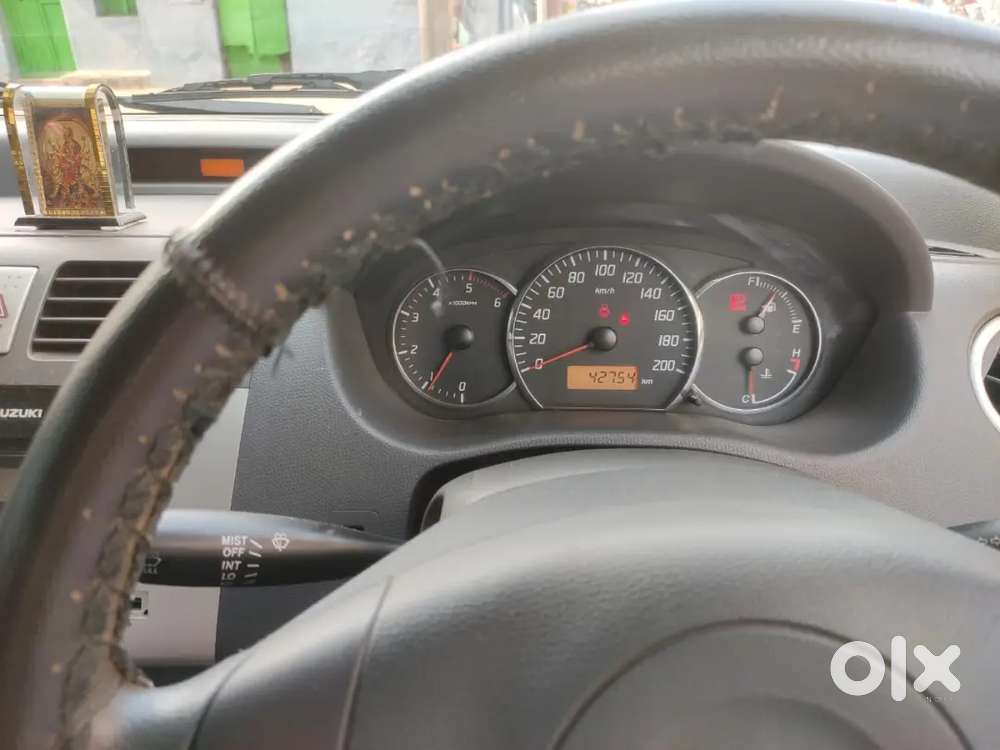 Maruti Suzuki Swift 2010 Diesel Manual.low Driven Single Hand Vehicle