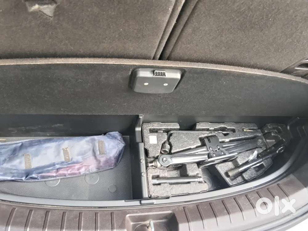 Hyundai Santa Fe 2015 Diesel 95079 Km Driven