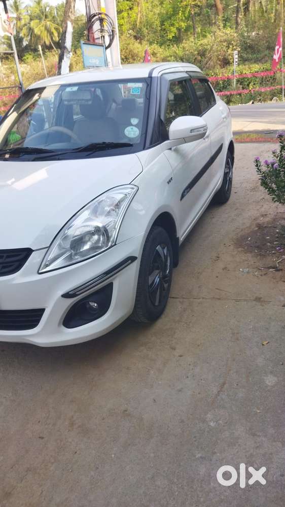Maruti Suzuki Swift Dzire 1.2 Vxi Bsiv, 2014, Petrol