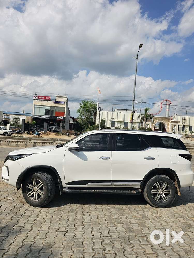 Toyota Fortuner 2021 Diesel Well Maintained