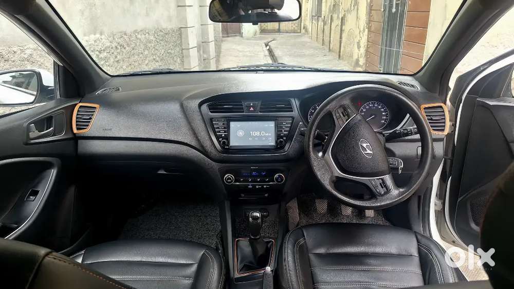 (urgent Sale) Hyundai I20 2017 Petrol Well Maintained