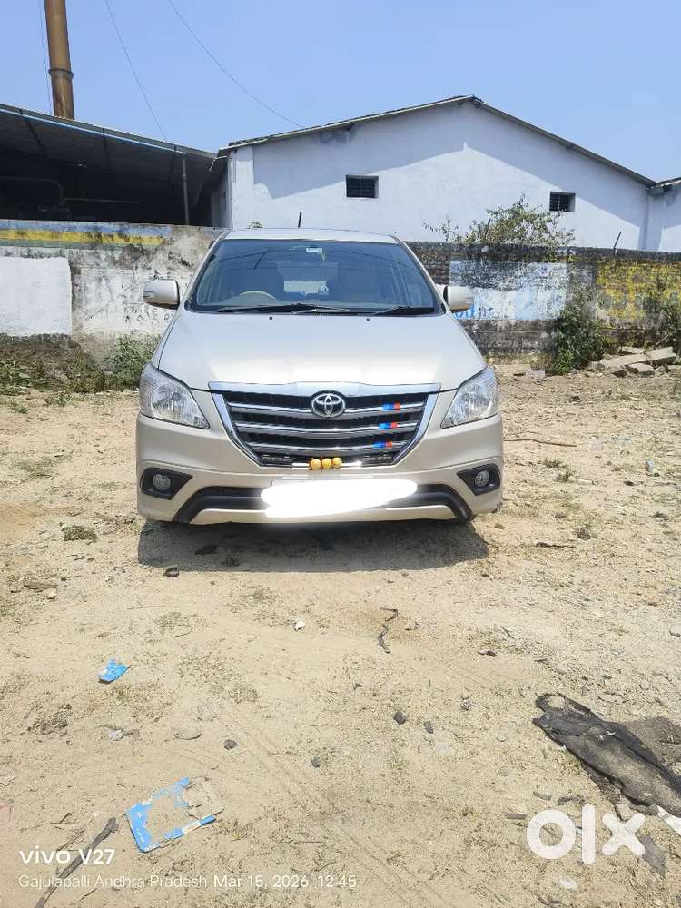Toyota Innova 2015 Diesel Well Maintained