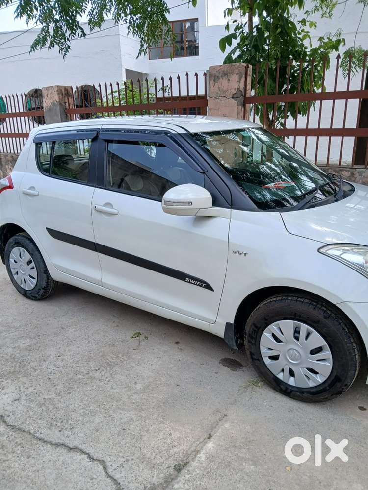 Maruti Suzuki Swift Petrol 2014