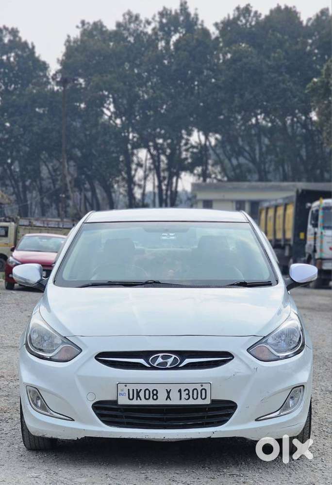 Hyundai Verna Fluidic 1.6 Vtvt Sx, 2012, Petrol