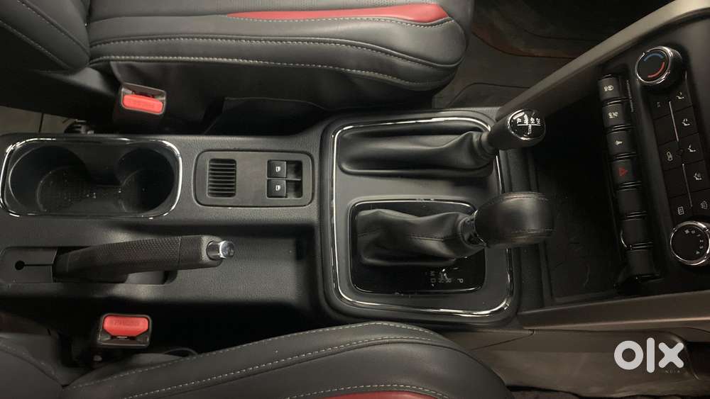 Mahindra Thar Lx 4-str Hard Top At, 2021, Petrol