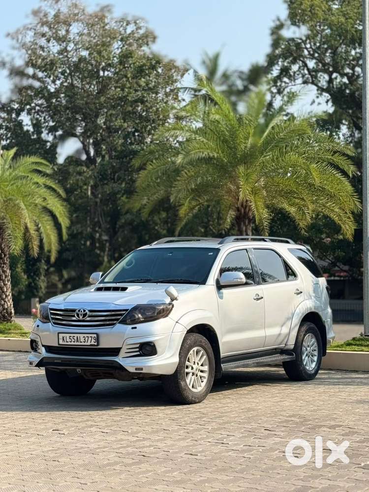 Toyota Fortuner 3.0 4x2 Automatic, 2012, Diesel