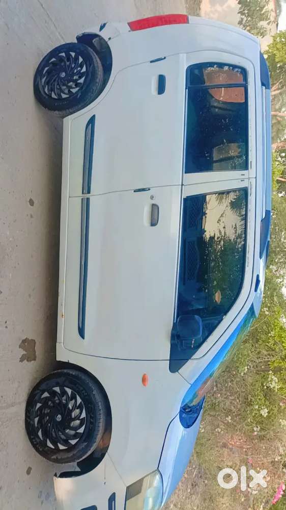 Maruti Suzuki Wagon R Lxi 2011