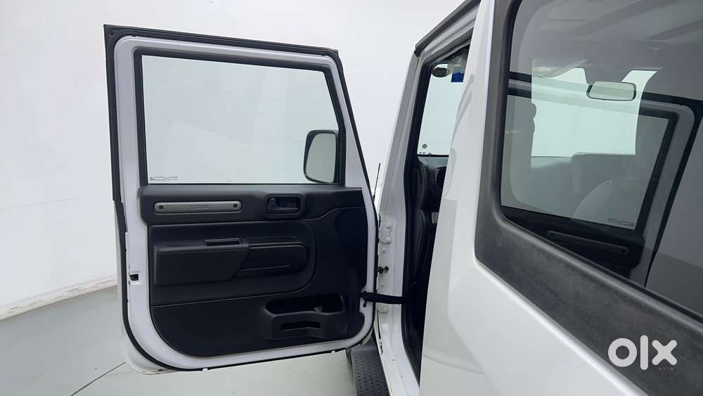 Mahindra Thar Lx Hard Top Petrol Mt 4wd, 2023, Petrol